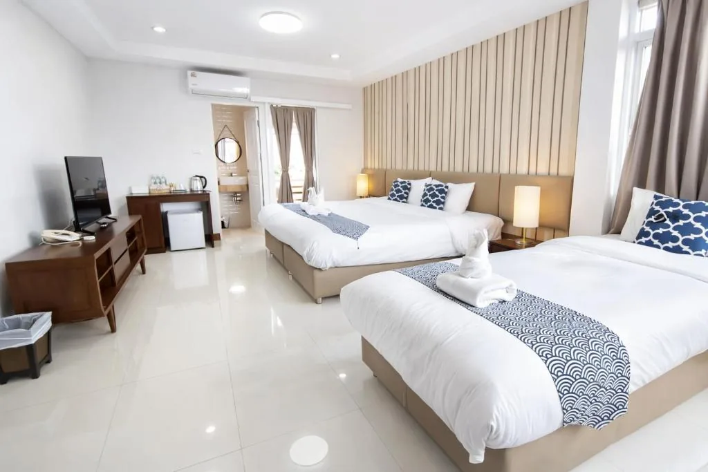 Triple Room — Chiang Mai Waroros Boutique Hotel